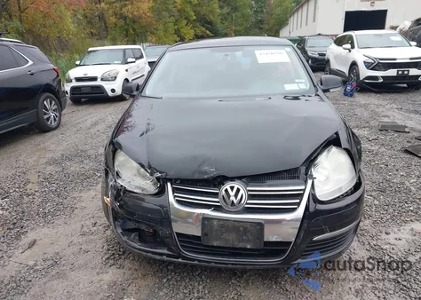 2010 Volkswagen Jetta Limited Edition из США, поврежденный, VIN 3VWAZ7AJ9AM115234